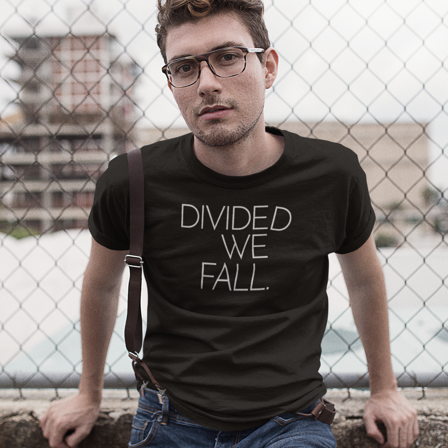 DIVIDED WE FALL. Tee